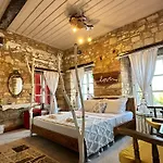 Marissa Boutique Hotel 3*