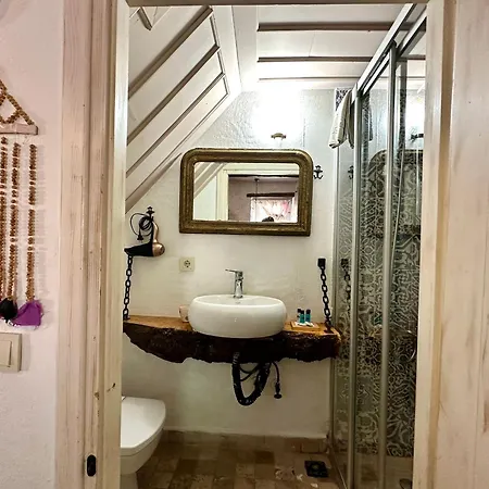 Hotell Marissa Boutique 3*