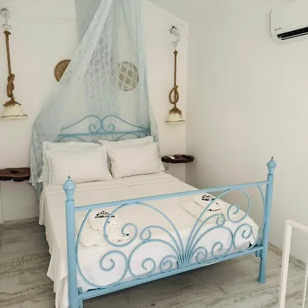Marissa Boutique מלון 3*