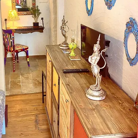 מלון Marissa Boutique 3*